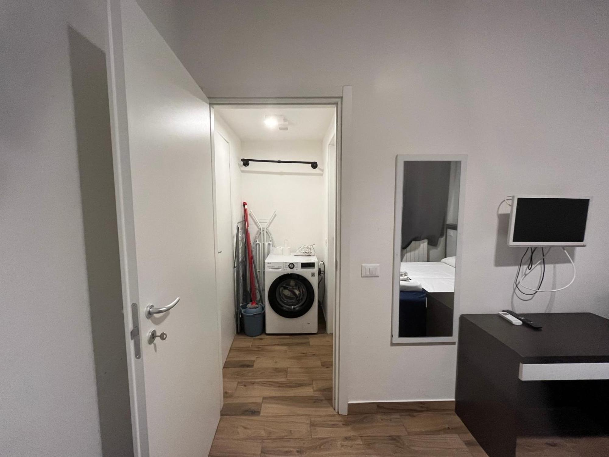 Jcube Apartments Precotto Milano מראה חיצוני תמונה